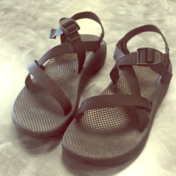 Chaco Shoes - Black chacos